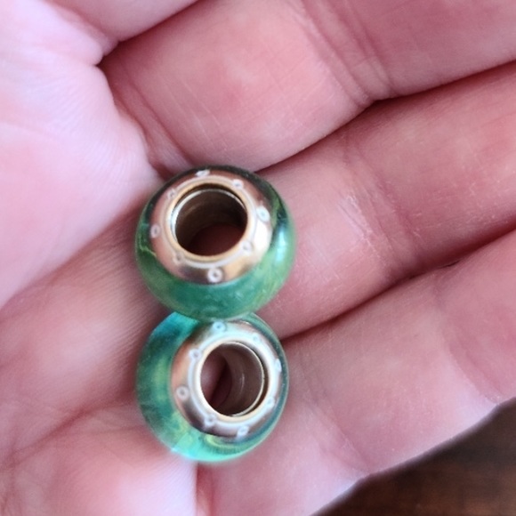 Set of 2 Brighton LOVE Beads Gold & Green Translucent - Picture 4 of 4